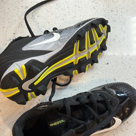 Nike Black and Gray baseball cleats size youth 13C - Picture 7 of 10